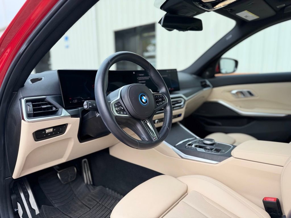 Used 2023 BMW 330e w/ M Sport Package image 15