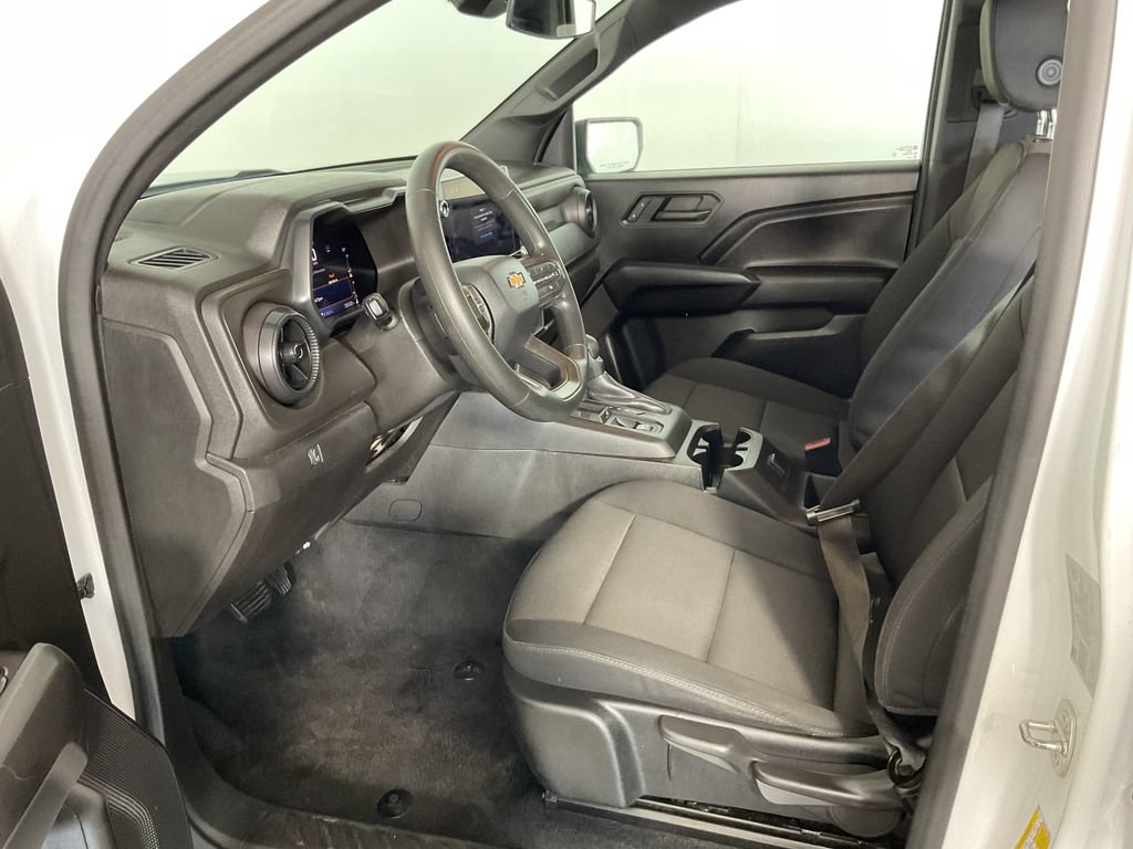 Used 2023 Chevrolet Colorado W/T RWD image 18