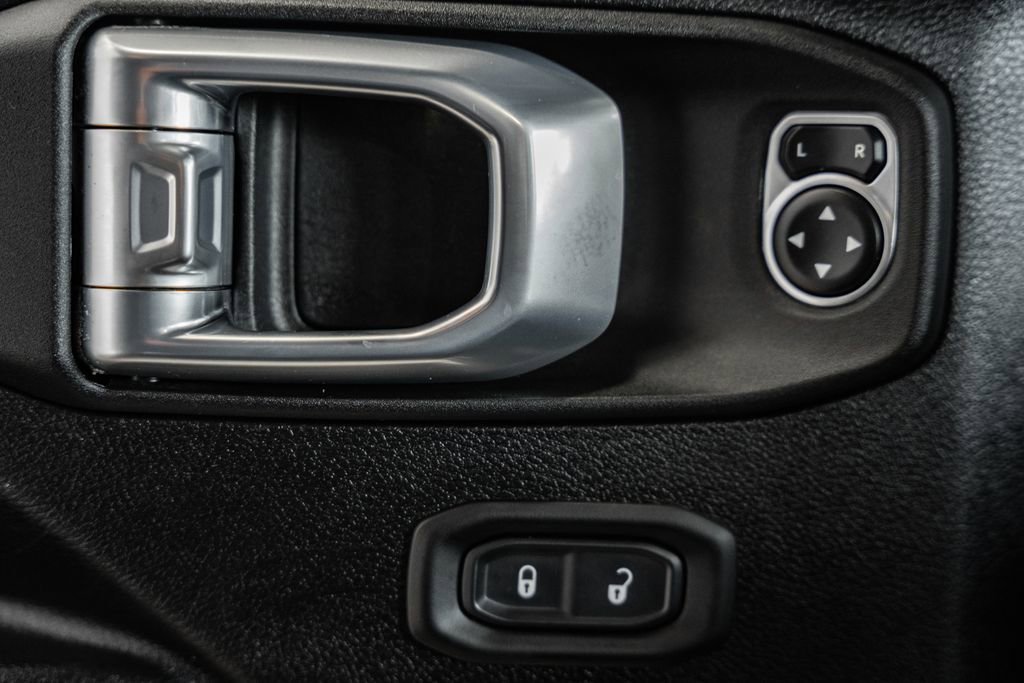 Certified 2021 Jeep Wrangler Unlimited Sport image 40
