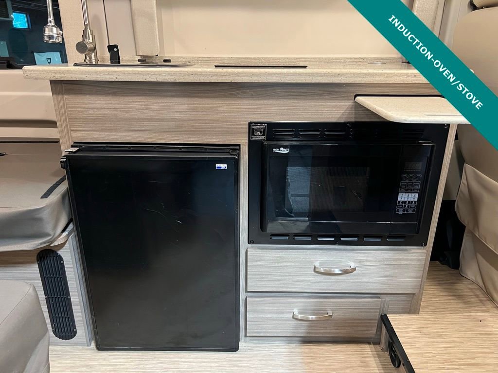 Used 2021 RAM ProMaster 3500 w/ Convenience Group image 26