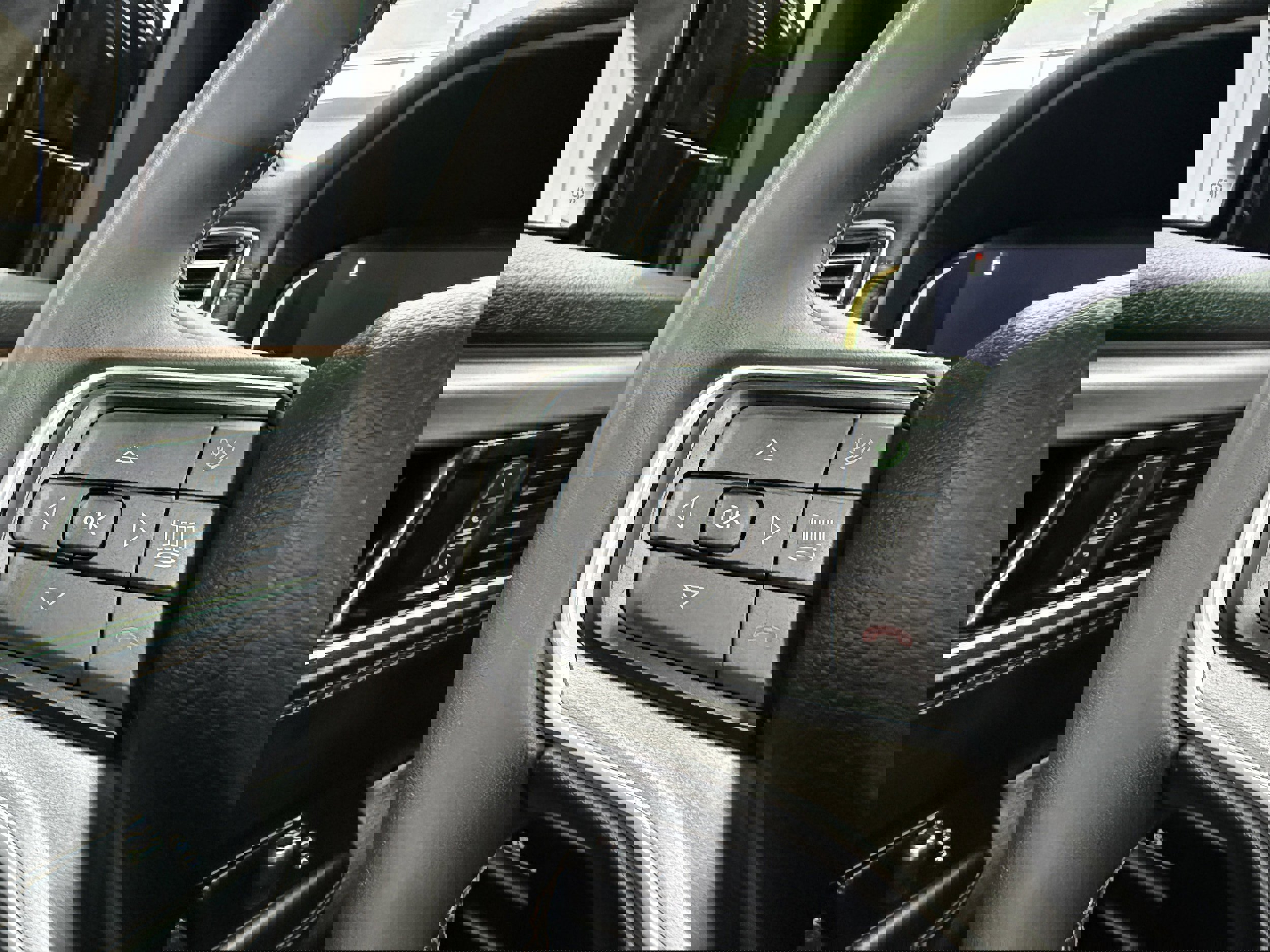 Used 2024 Jeep Wagoneer Series II image 17