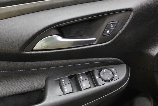 Used 2024 Buick Envista Sport Touring w/ Convenience I Package FWD image 16