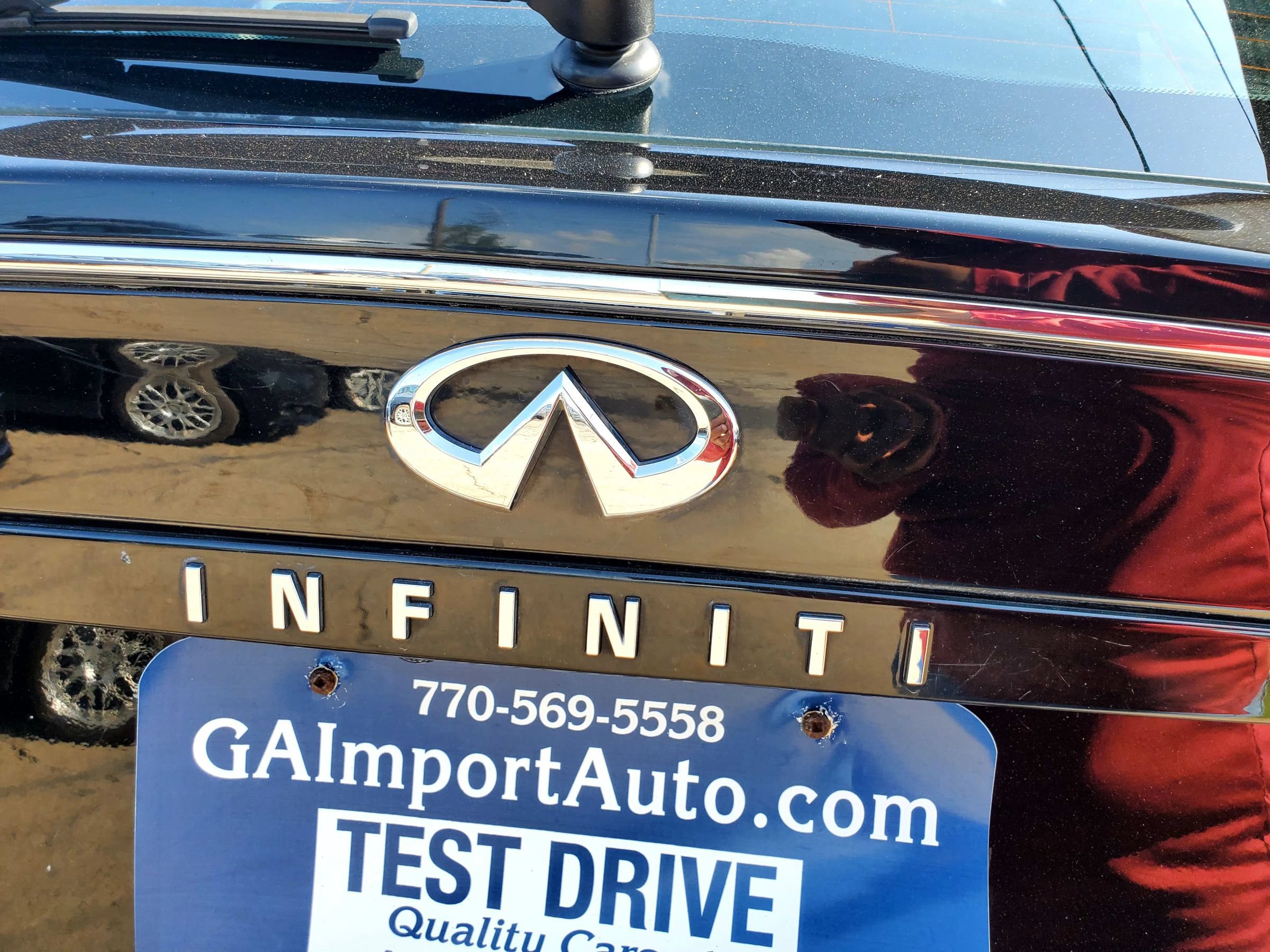 Used 2017 INFINITI QX30 AWD image 12