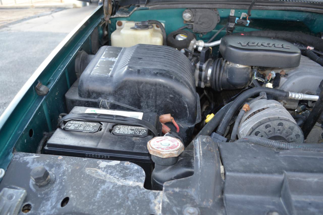 Used 1996 Chevrolet Silverado 3500 4x4 Extended Cab image 30