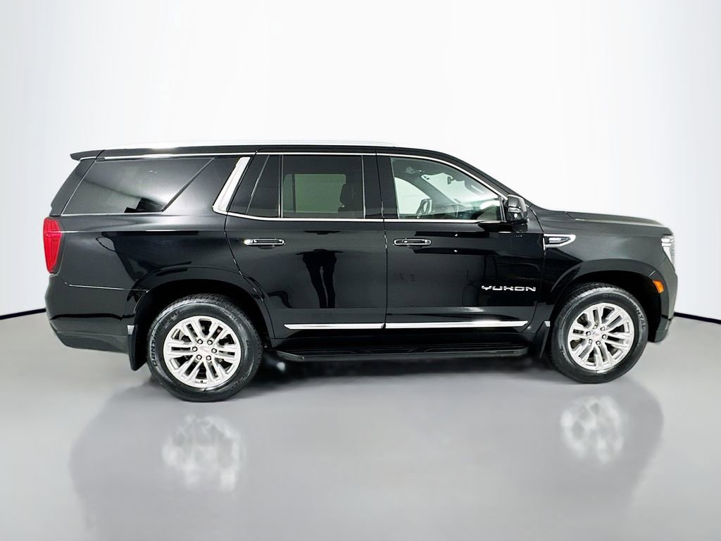 Used 2022 GMC Yukon SLT w/ SLT Luxury Package image 9