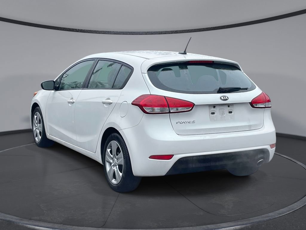 Used 2016 Kia Forte LX image 8
