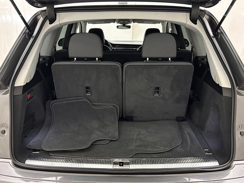 Used 2023 Audi Q7 3.0T Premium Plus AWD/4WD image 9