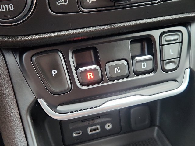 Used 2019 GMC Terrain SLE w/ GMC Pro Grade Package AWD/4WD image 45
