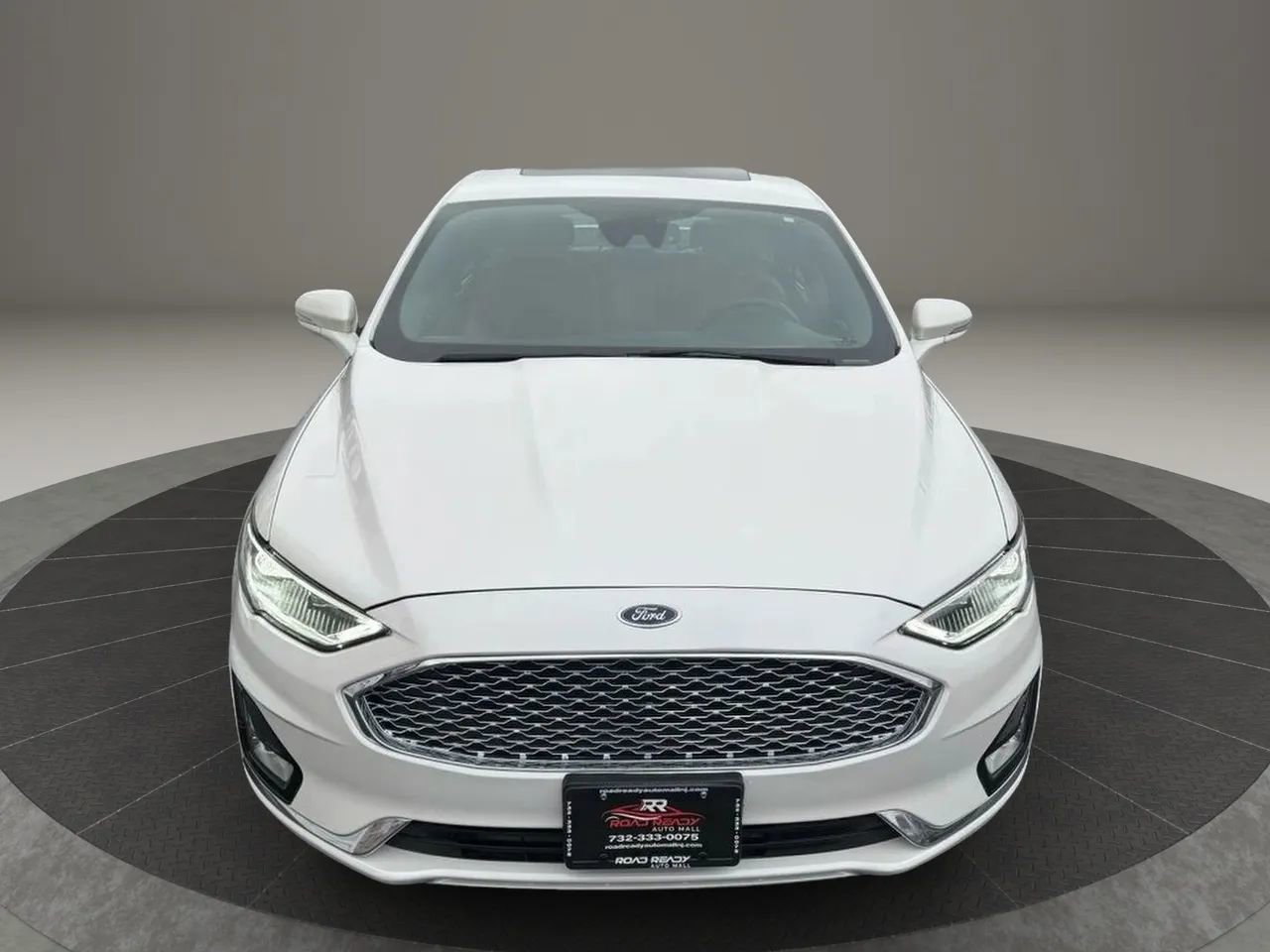 Used 2019 Ford Fusion Energi Titanium image 4