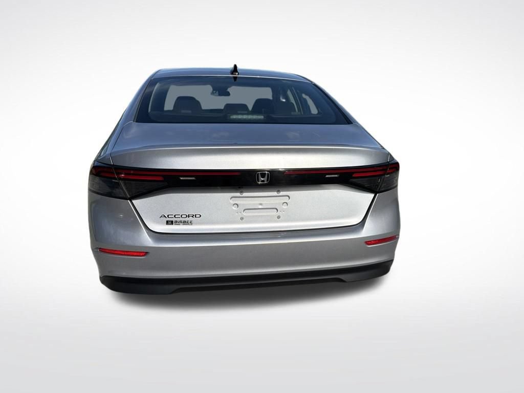 Used 2025 Honda Accord SE image 14
