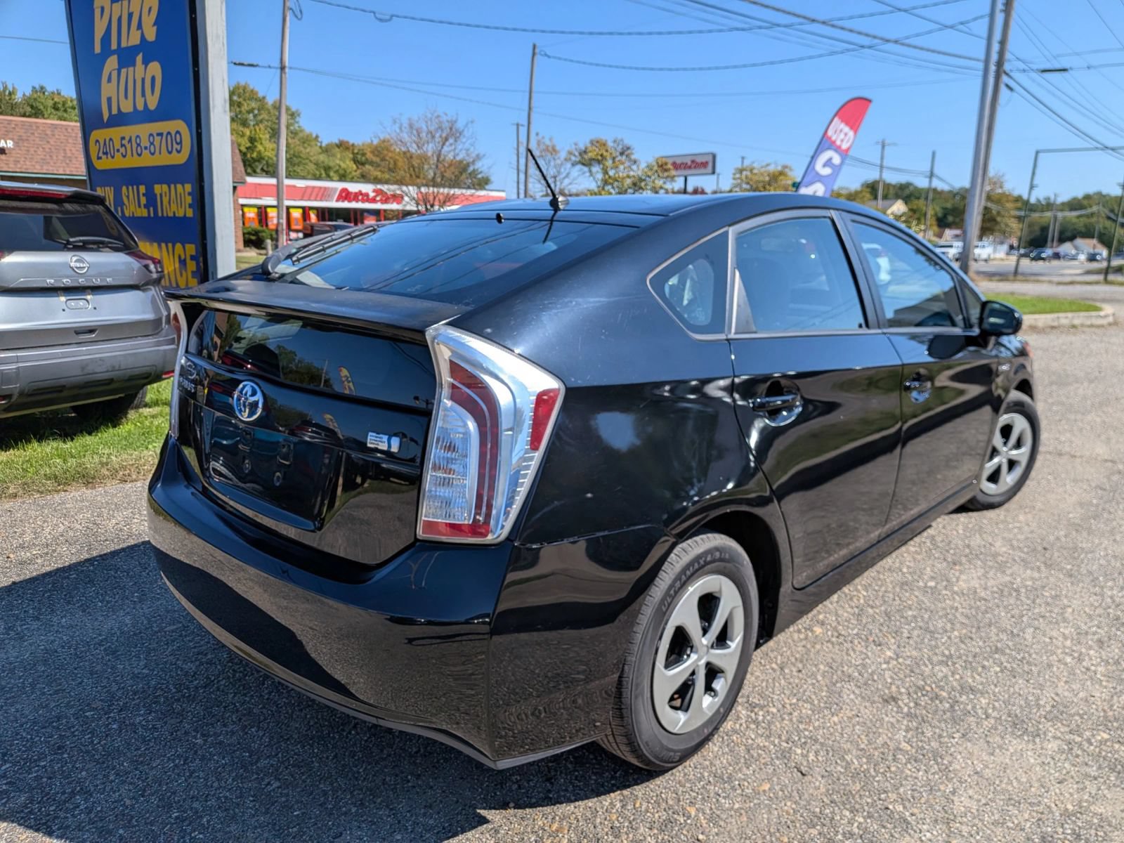 Used 2014 Toyota Prius Two FWD image 6