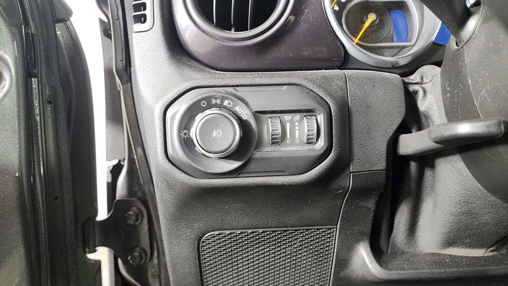 Used 2021 Jeep Wrangler Unlimited Sport image 14