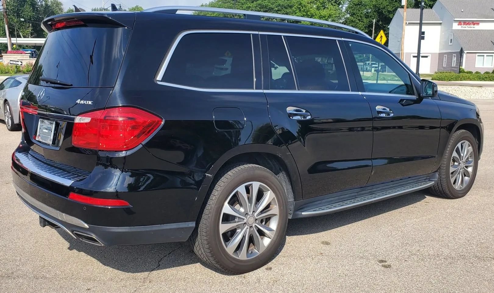 Used 2015 Mercedes-Benz GL 450 4MATIC image 9