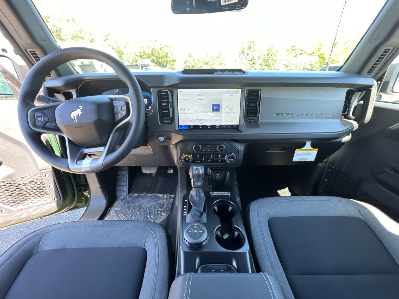 New 2025 Ford Bronco 4-Door AWD/4WD image 30