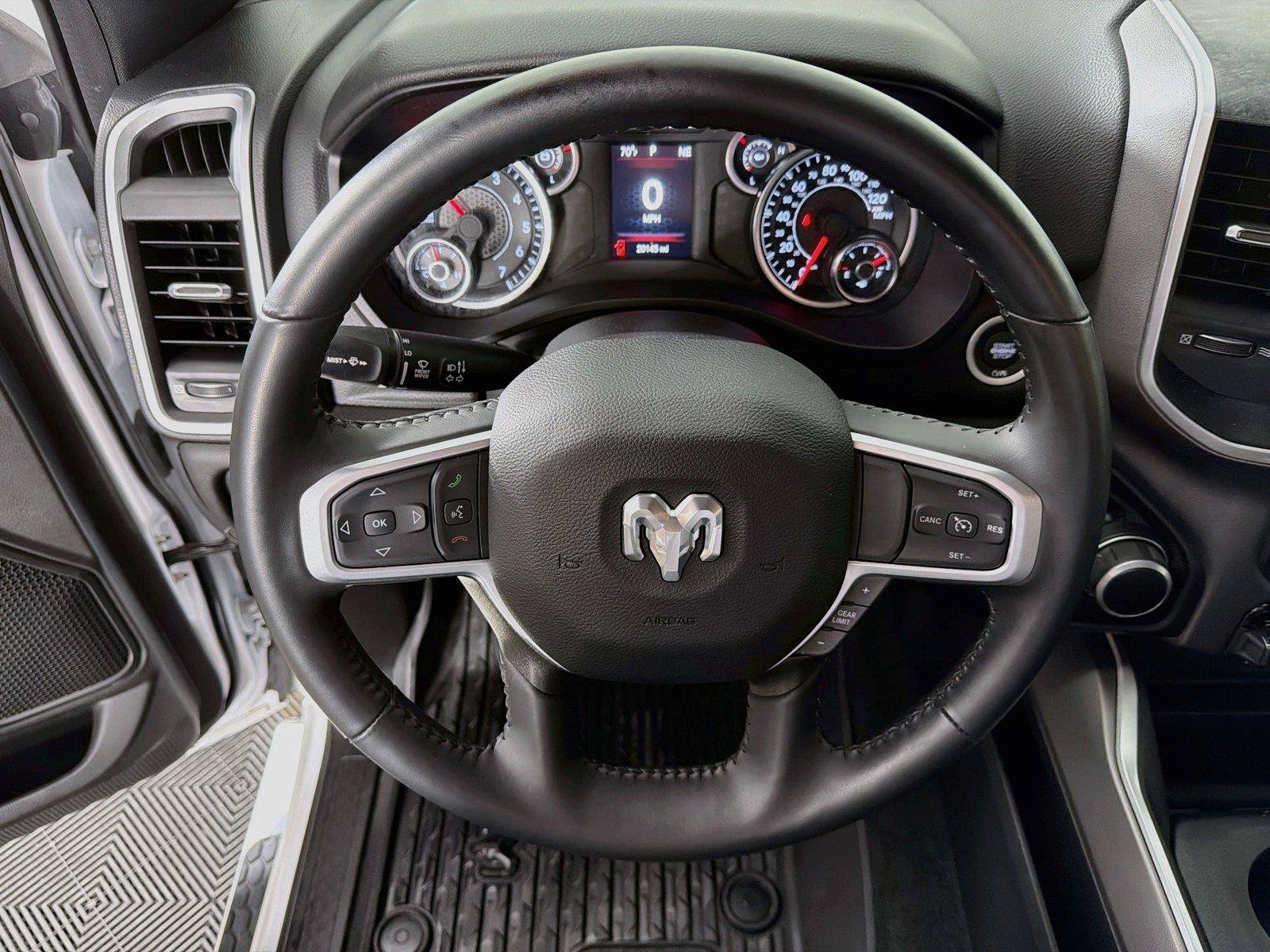 Used 2023 RAM 1500 Lone Star AWD/4WD image 3