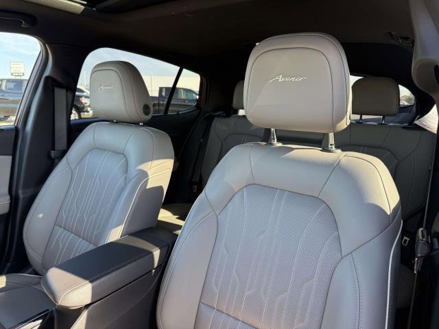 Used 2024 Buick Envista Avenir image 13