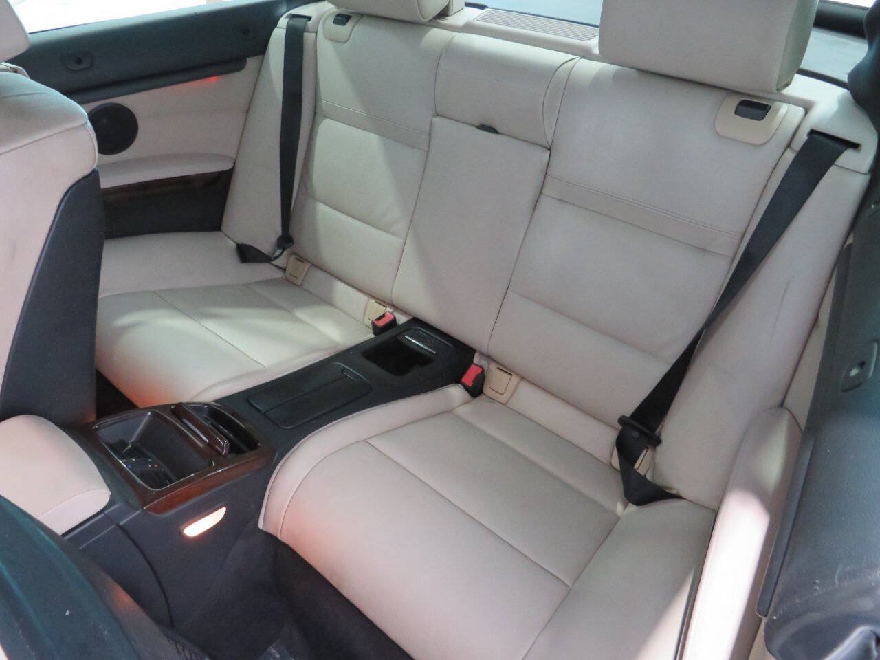 Used 2012 BMW 328i Convertible RWD image 11