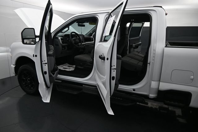 Used 2026 Ford F250 XL w/ STX Appearance Package AWD/4WD image 12