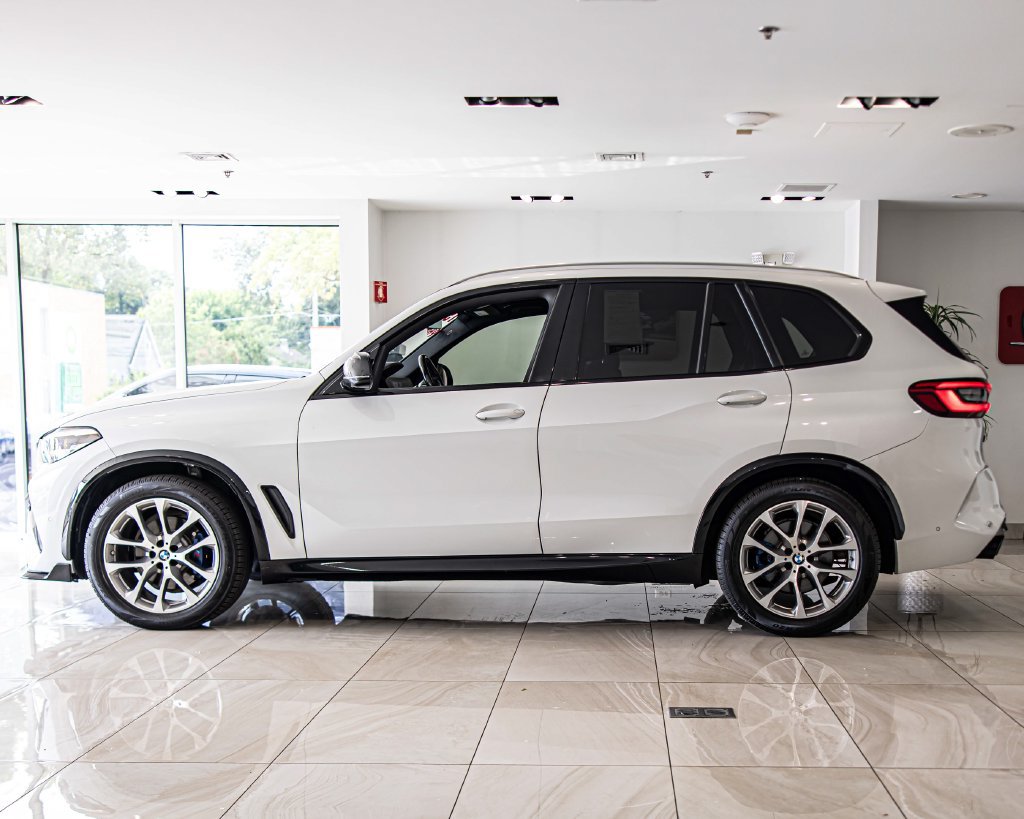 Used 2019 BMW X5 xDrive40i w/ Convenience Package AWD/4WD image 6