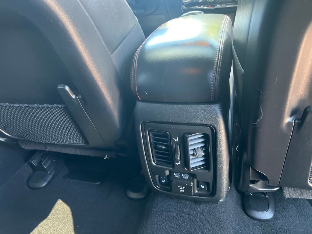 Used 2024 Dodge Durango R/T AWD/4WD image 35