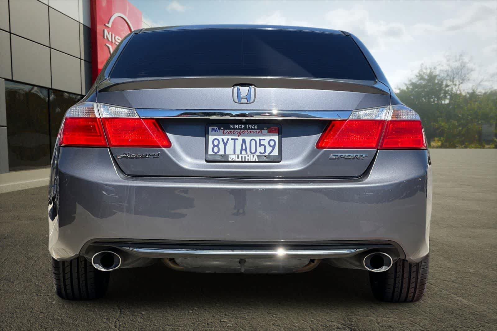 Used 2013 Honda Accord Sport image 8