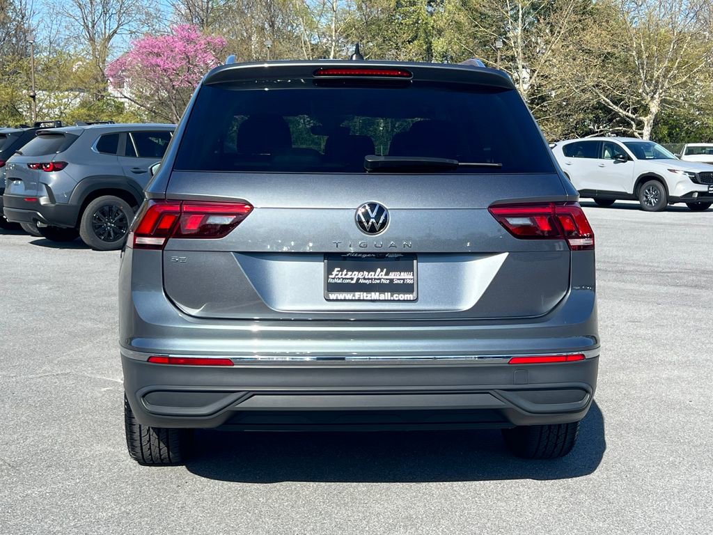 Used 2023 Volkswagen Tiguan SE FWD image 6