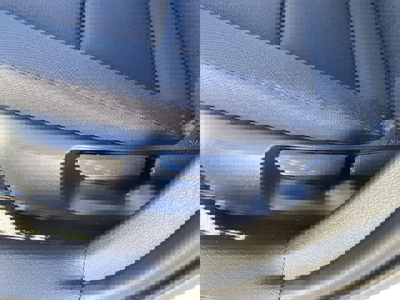 Used 2024 Toyota Corolla LE image 18