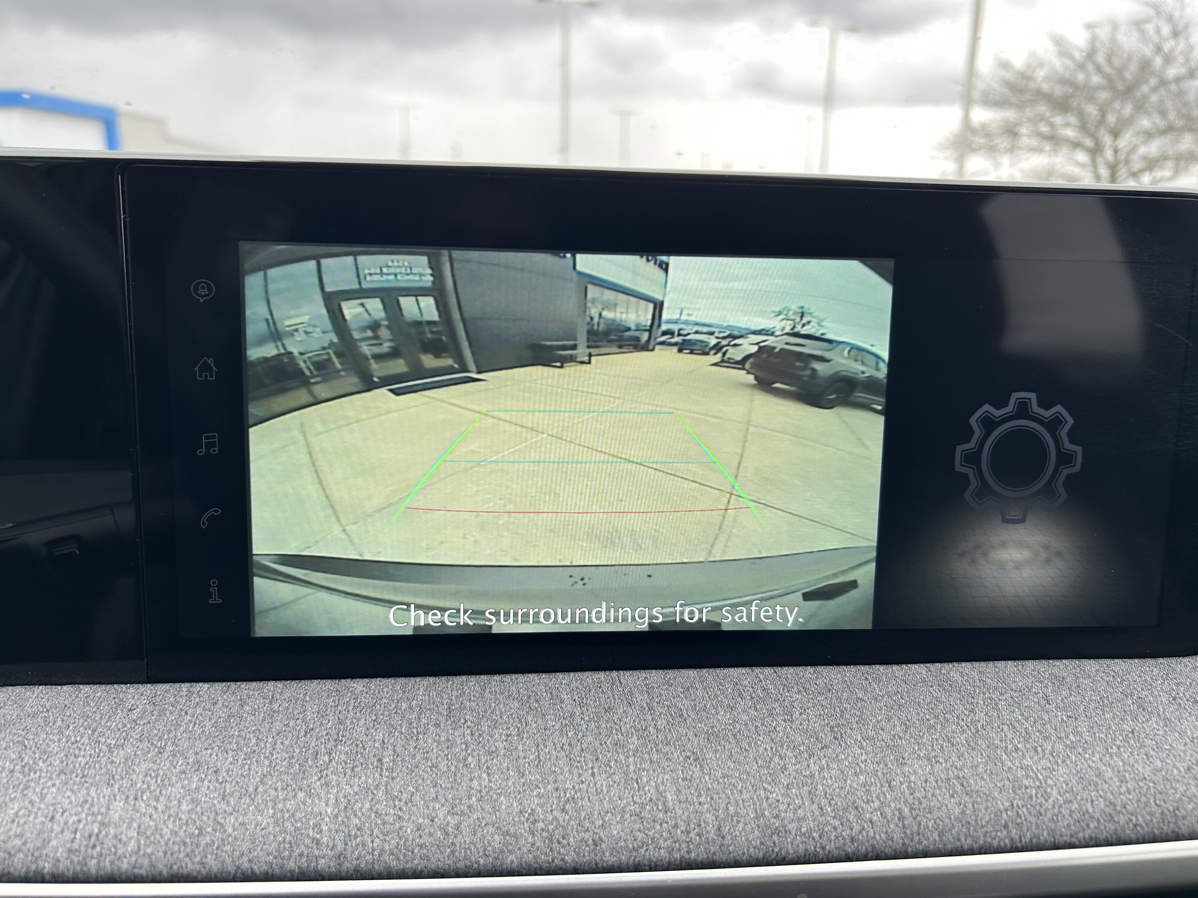 Used 2025 Nissan Kicks SV w/ Charging Package image 14