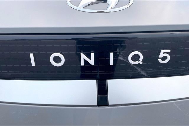 Certified 2024 Hyundai Ioniq 5 SE image 31