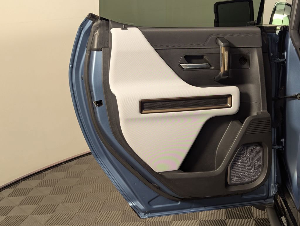 Used 2024 GMC Hummer EV 3X w/ Omega Edition image 92