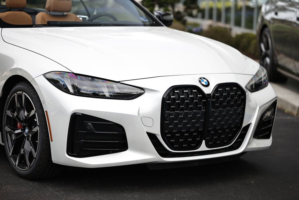 New 2026 BMW 430i Convertible w/ M Sport Package image 2