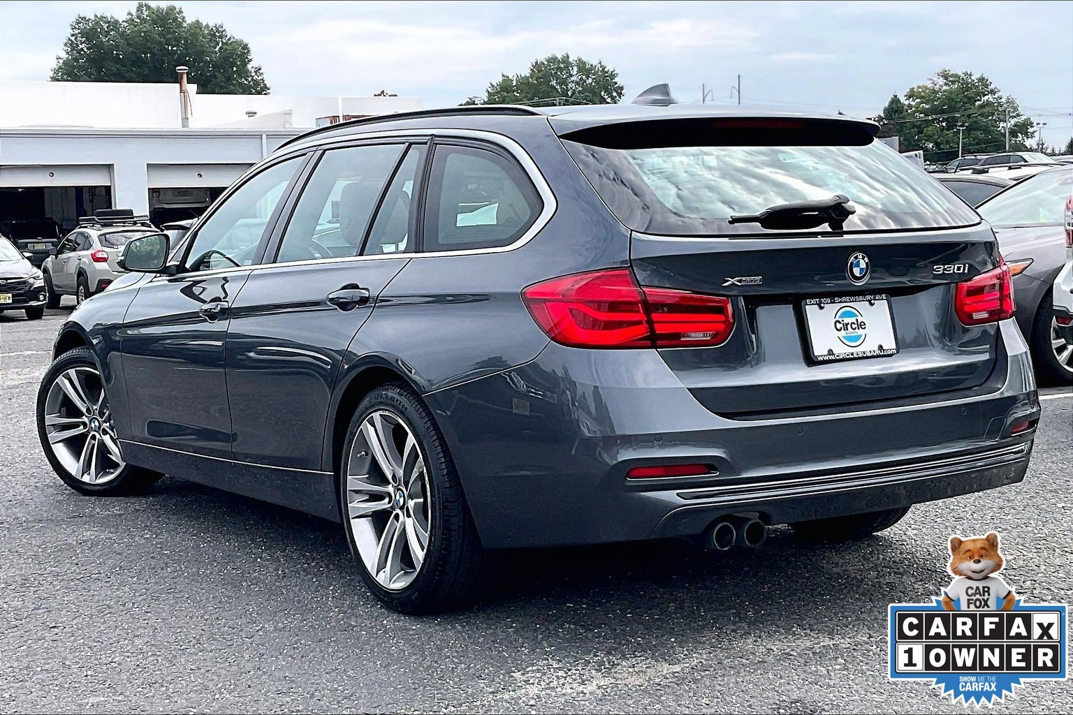 Used 2017 BMW 330i xDrive Wagon AWD/4WD image 12