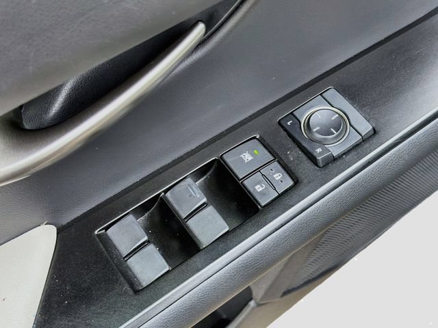 Used 2019 Lexus UX 200 w/ Premium Package FWD image 22