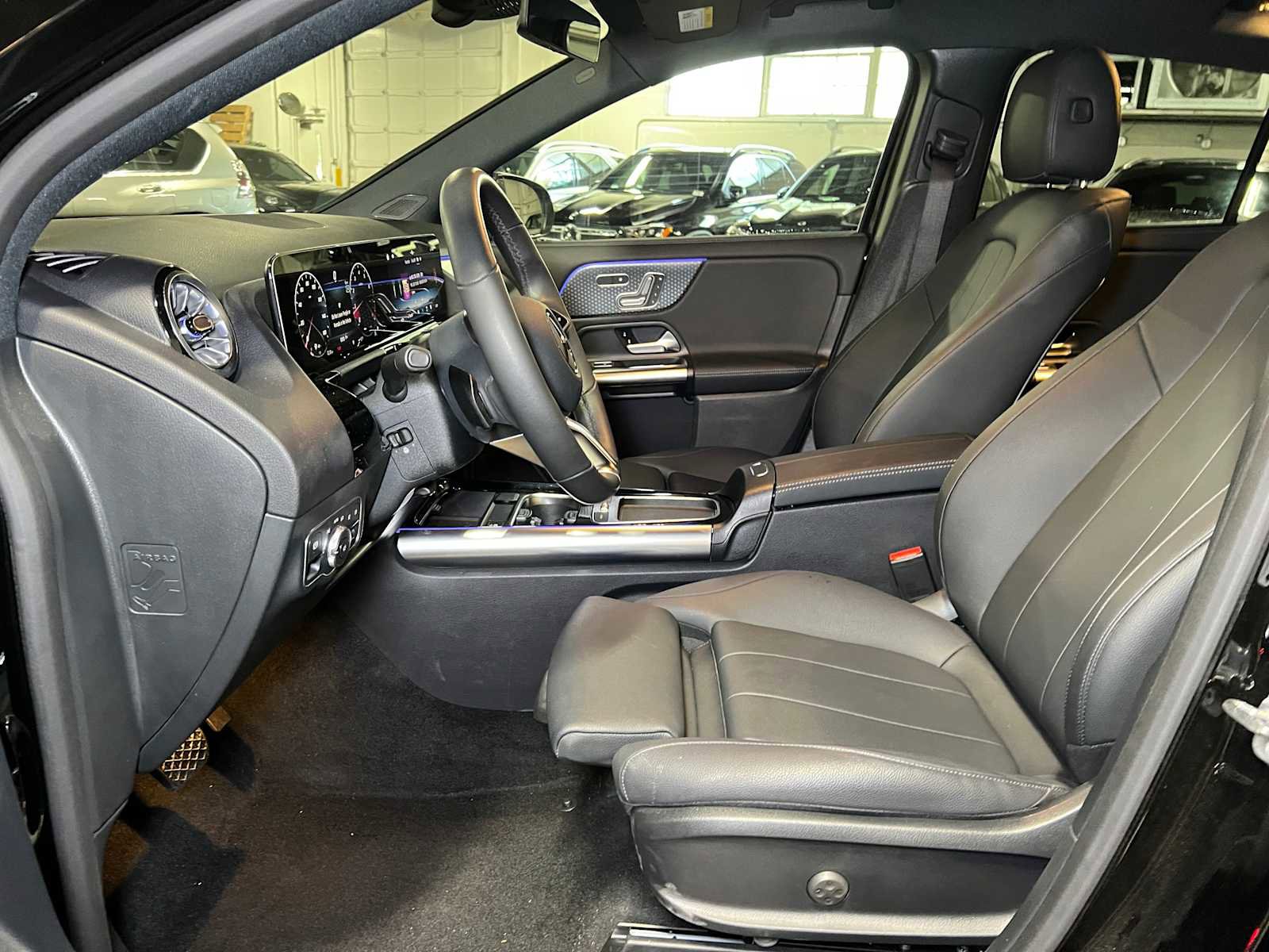 Used 2025 Mercedes-Benz GLA 250 4MATIC image 22