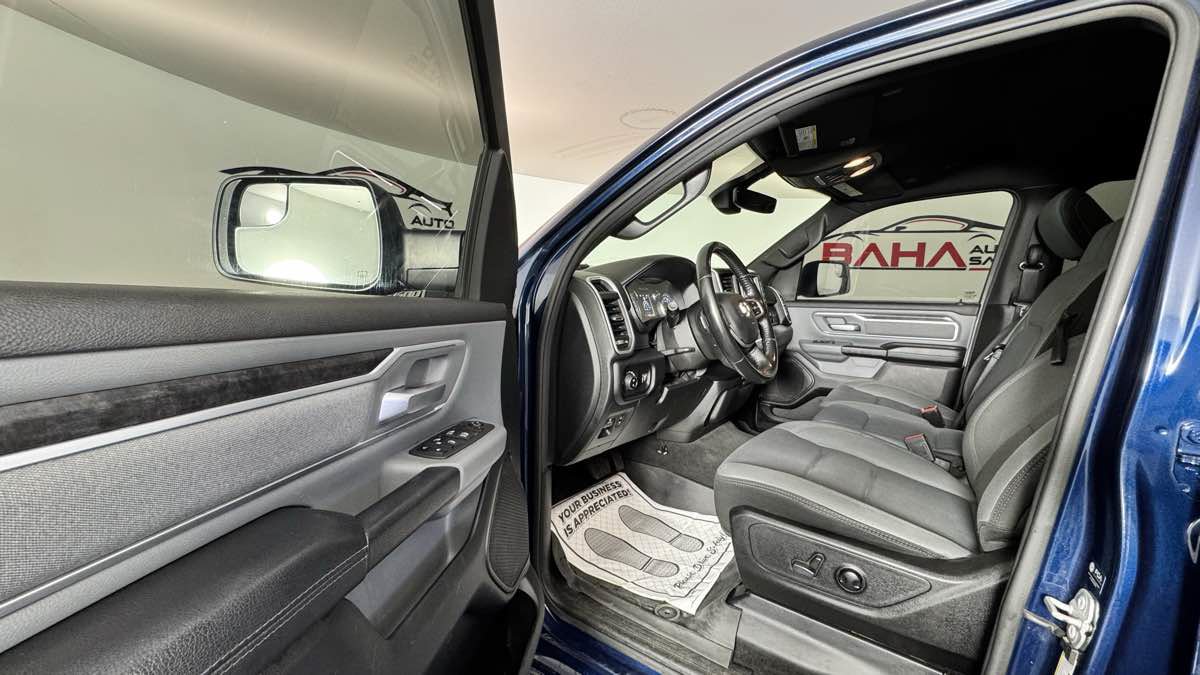 Used 2022 RAM 1500 Big Horn AWD/4WD image 11