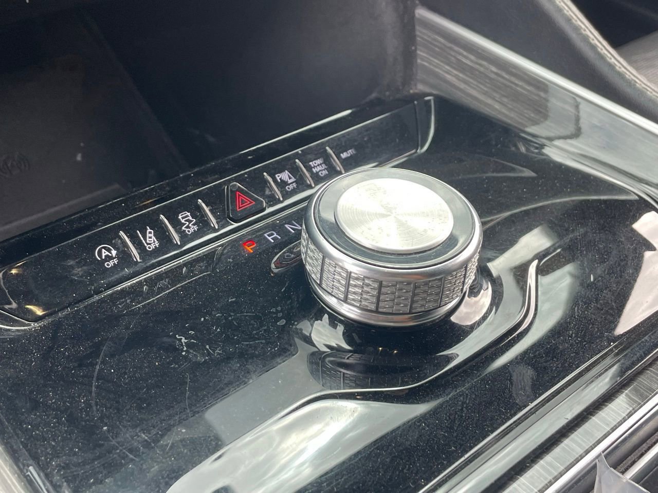 Used 2022 Jeep Wagoneer Series II w/ Premium Group I image 5