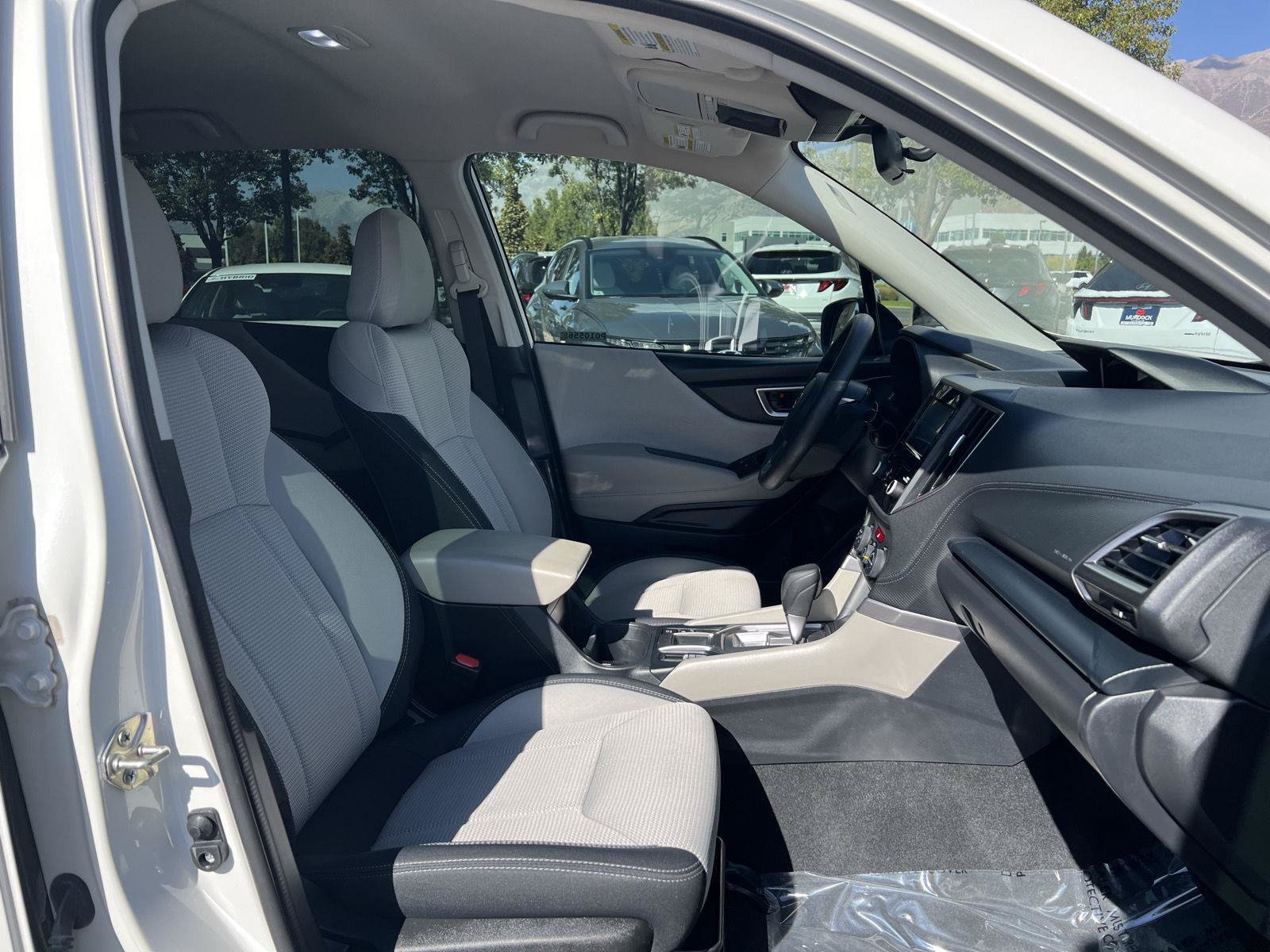 Used 2022 Subaru Forester AWD/4WD image 4
