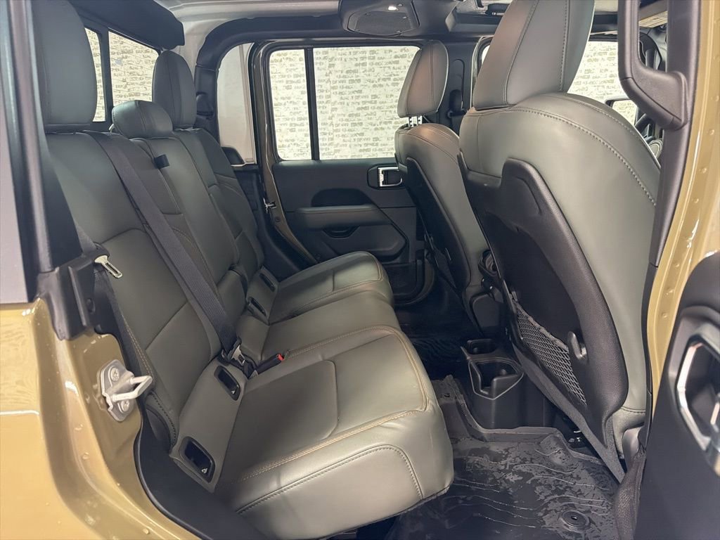 Used 2025 Jeep Gladiator Mojave w/ Safety Group image 12