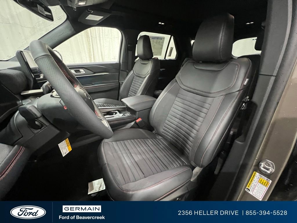 New 2026 Ford Explorer ST-Line w/ ST-Line Street Pack image 12