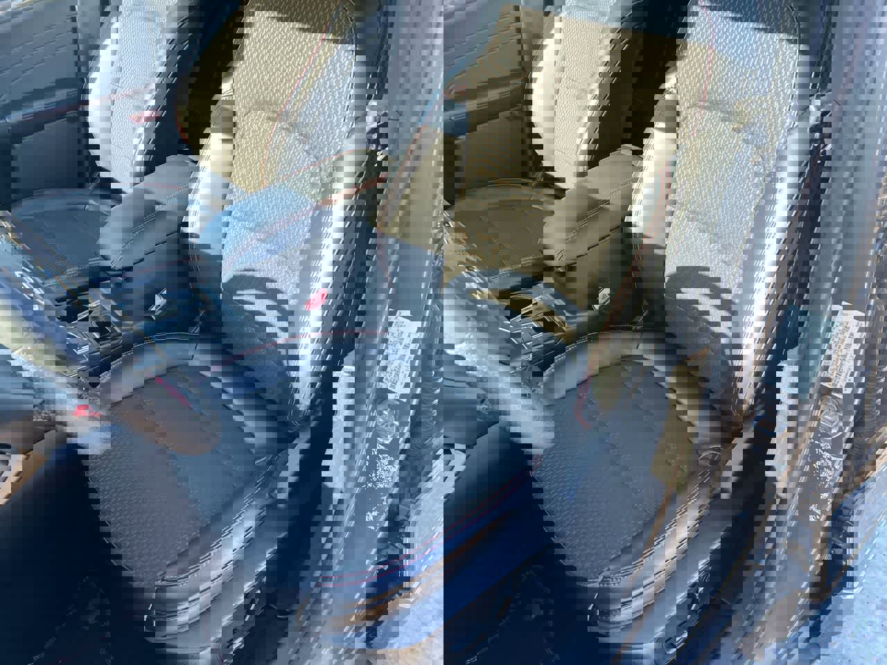 Used 2023 Ford Escape ST-Line Select w/ Tech Pack #2 image 11