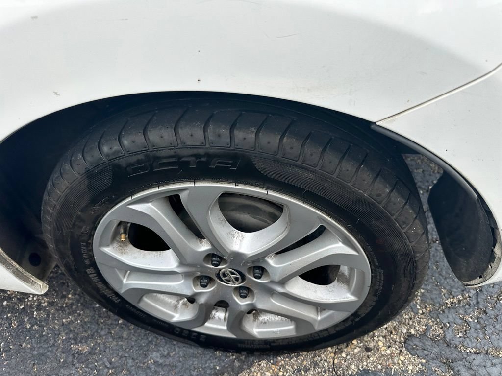Used 2016 Scion iA FWD image 12