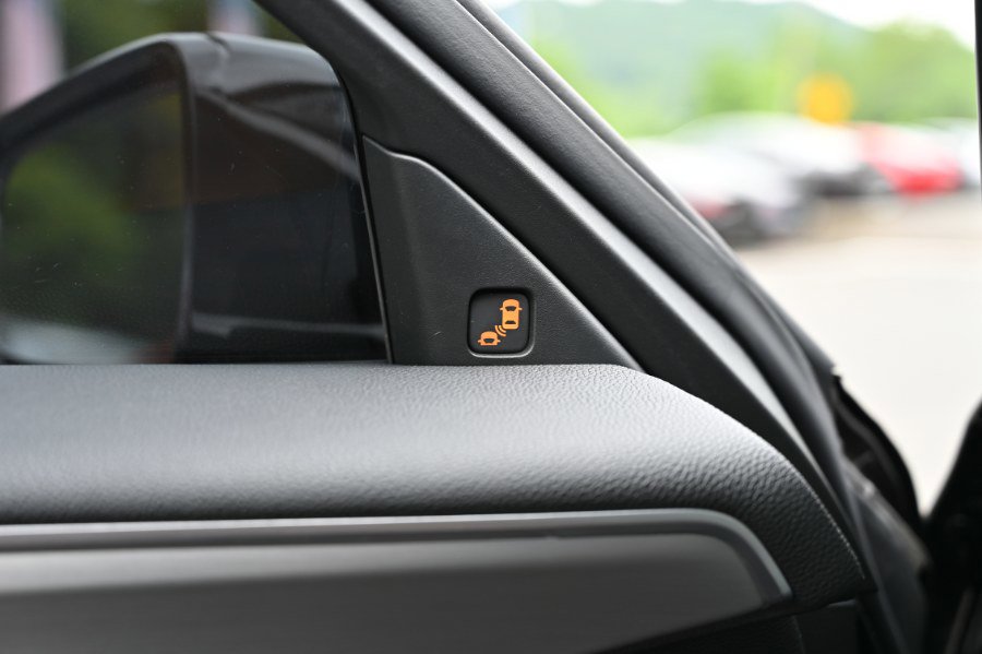 Used 2023 Acura TLX w/ Technology Package image 19