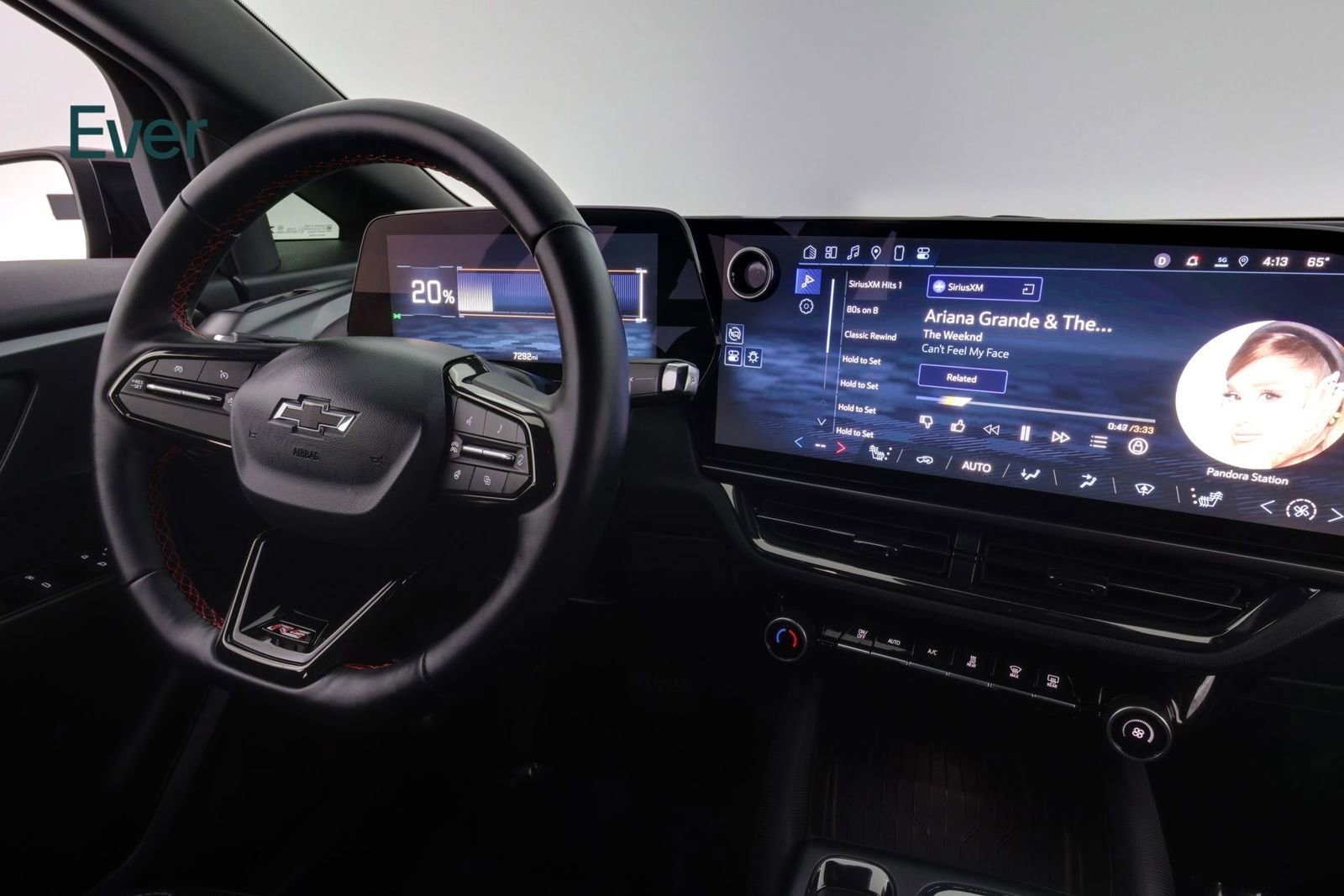 Used 2024 Chevrolet Equinox EV RS FWD image 25