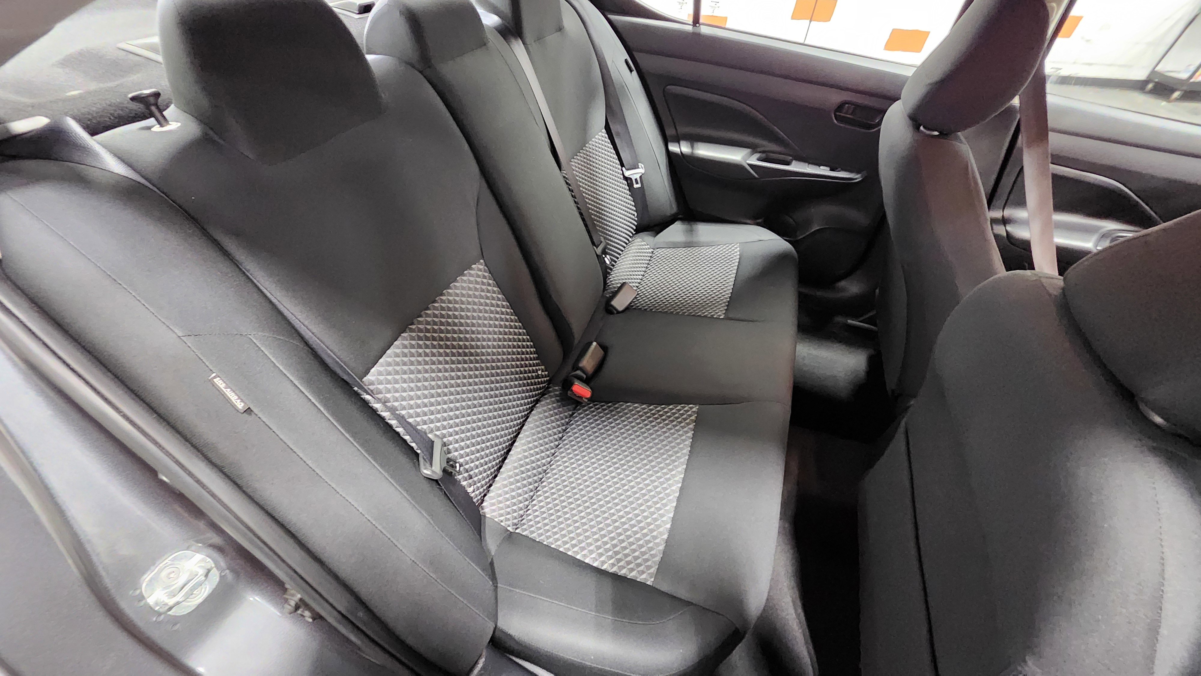 Used 2020 Nissan Versa S image 18