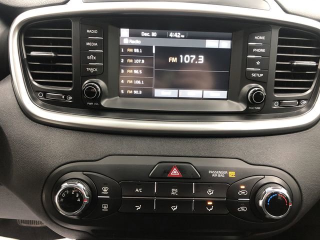 Used 2019 Kia Sorento LX image 20