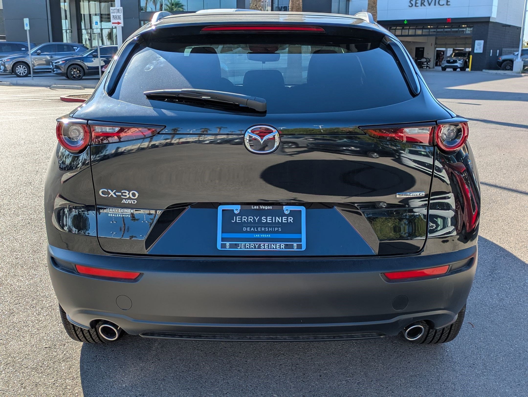 New 2025 MAZDA CX-30 AWD 2.5 S w/ Select Sport Pkg image 4