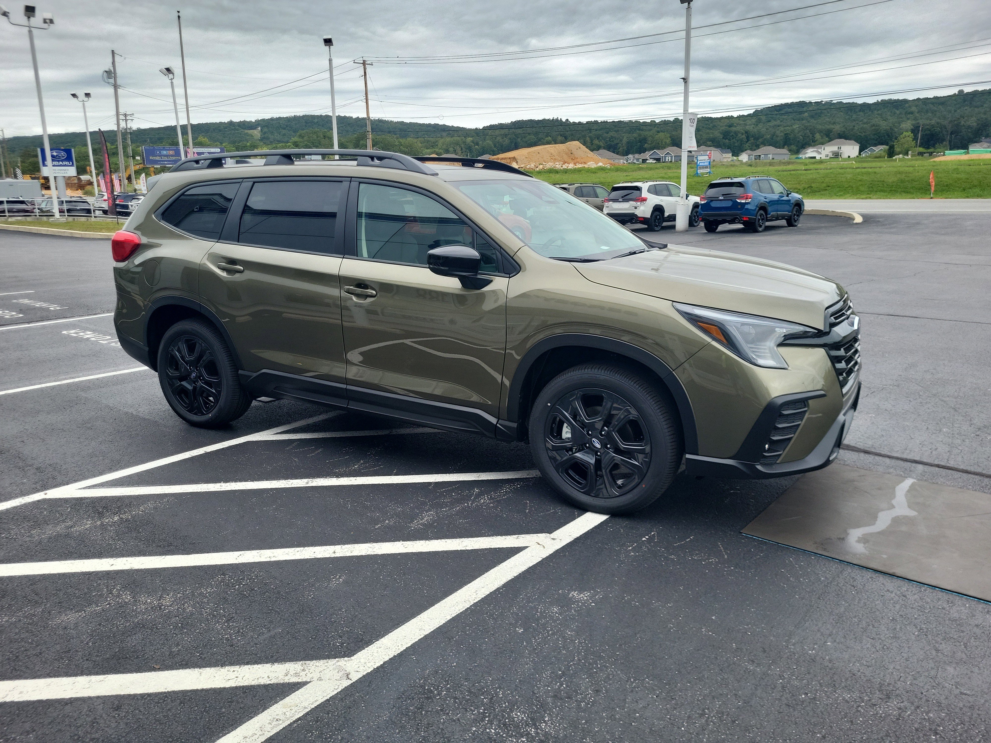 New 2025 Subaru Ascent Bronze Edition image 5