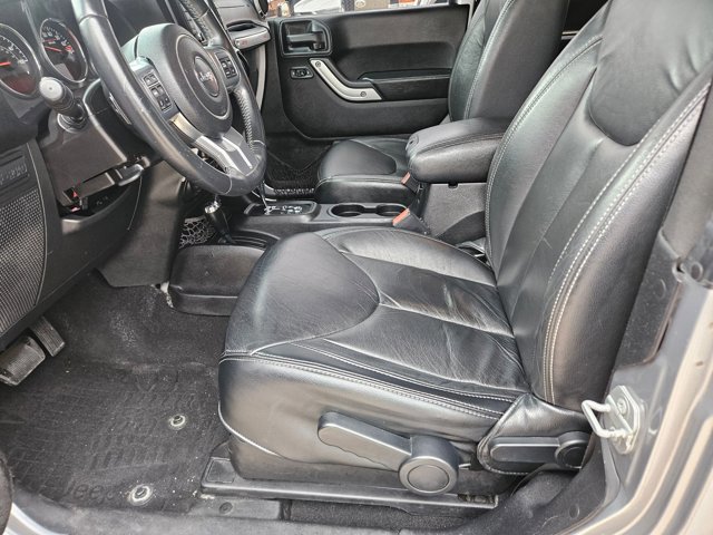 Used 2016 Jeep Wrangler Rubicon image 12