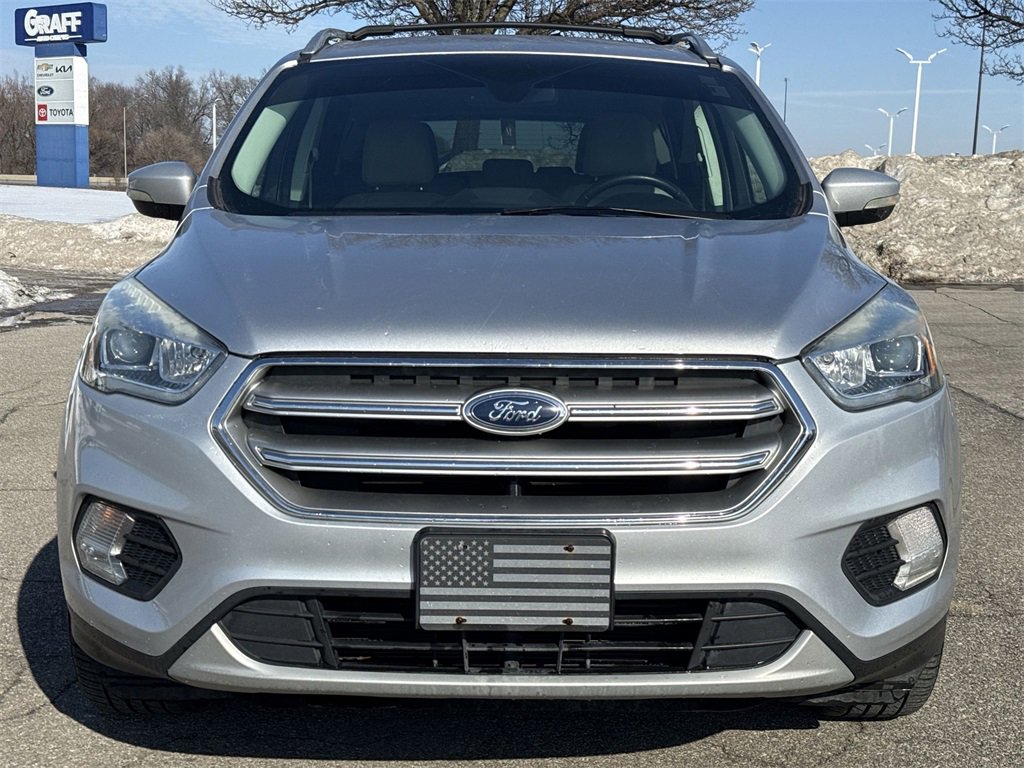 Used 2017 Ford Escape Titanium image 3