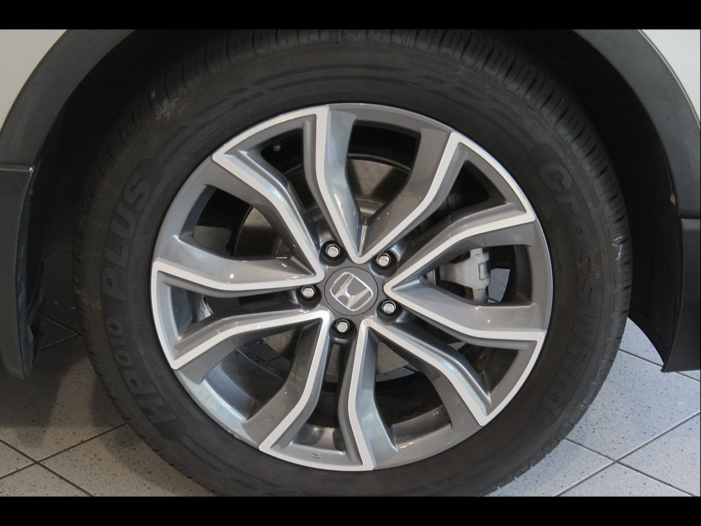 Used 2020 Honda CR-V Touring image 10